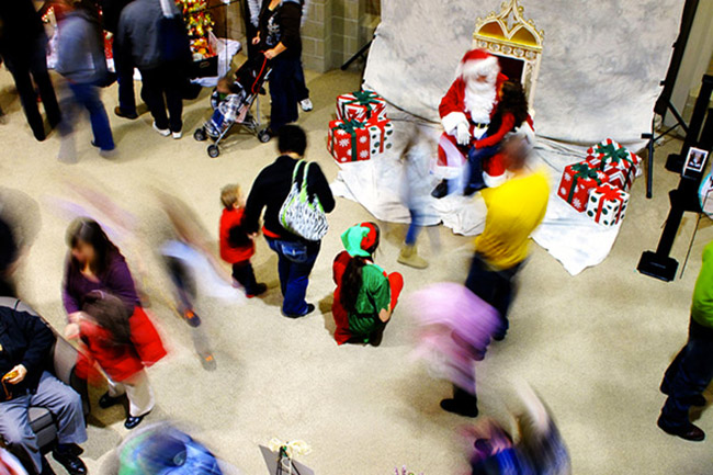 Weihnachtscountdown-Menschen-beim-Shoppen