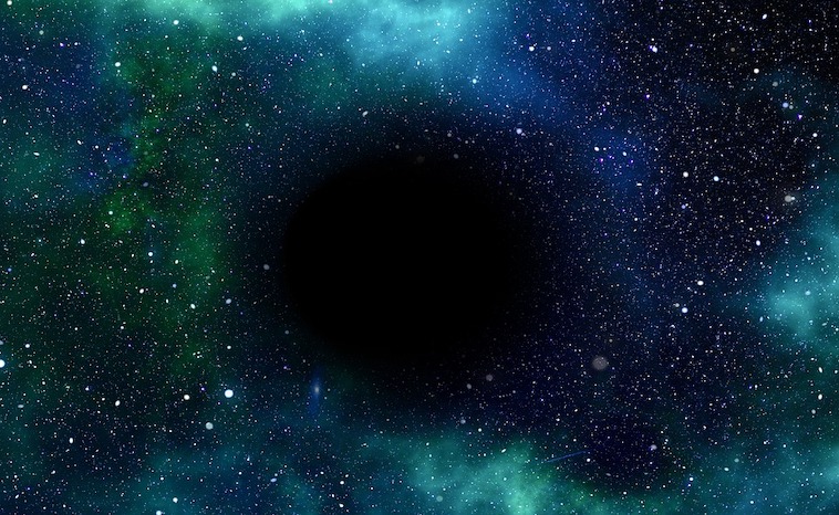 enormes Schwarzes Loch im All