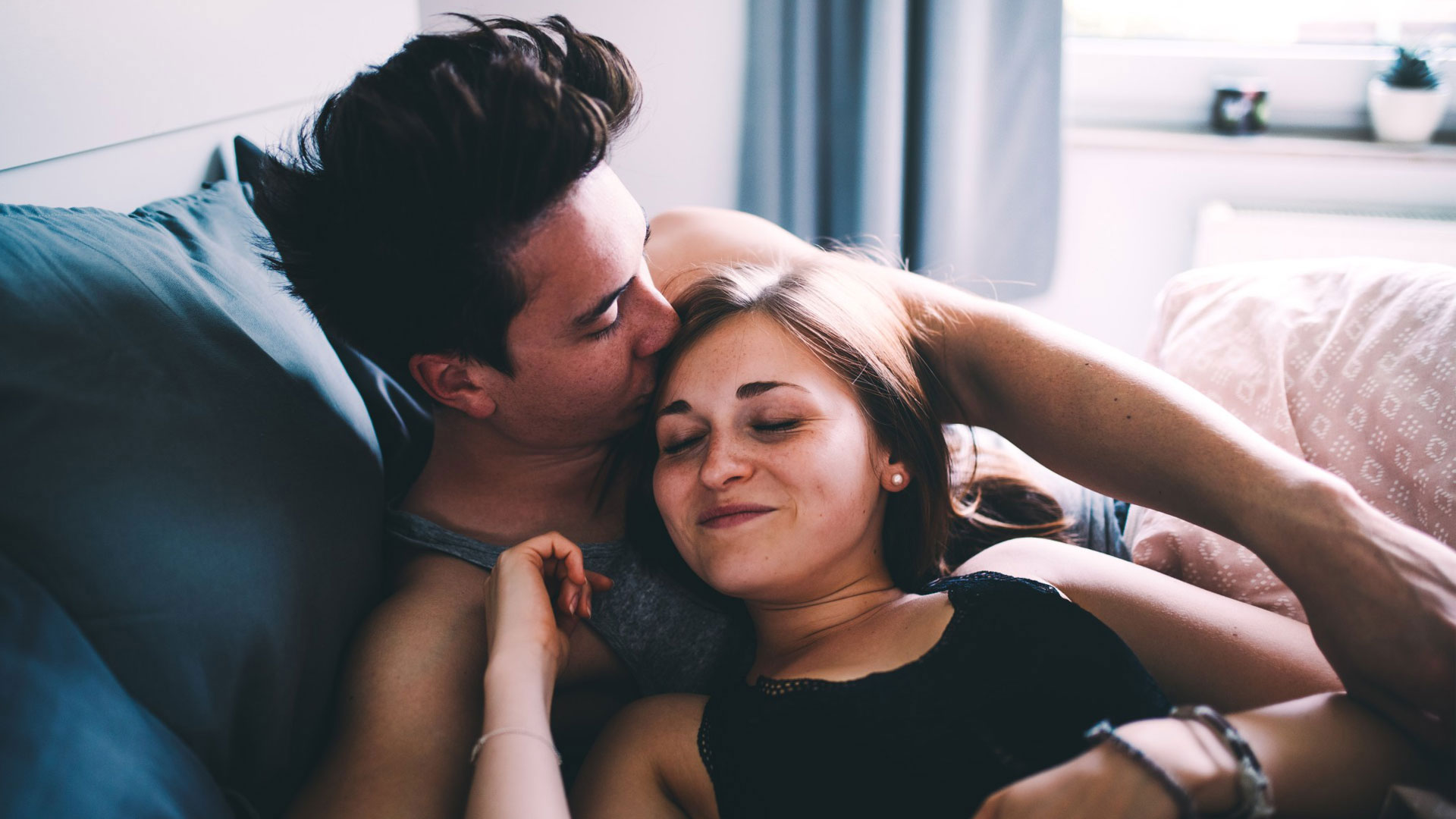 Consejos y Regalos, cuando hombre quiere sexualmente: 7 señales típicas