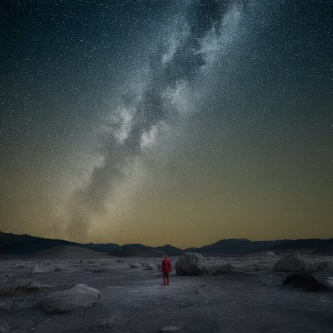 La Nube de Oort, el Lugar de Origen de los Cometas Online Star Register