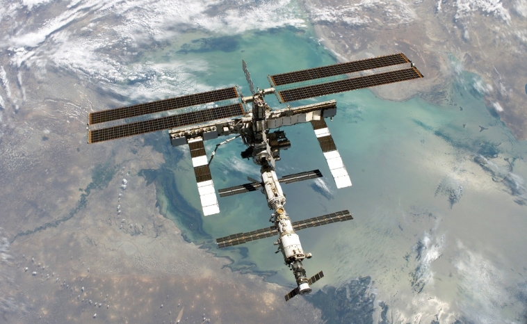 Viewing the ISS