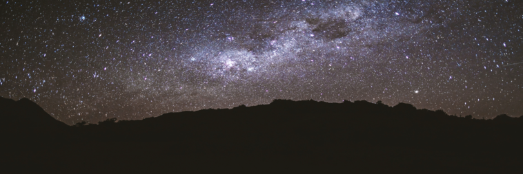 Cielo viola stellato